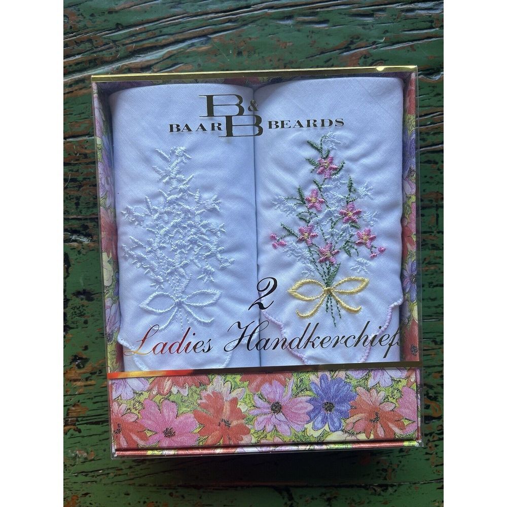 B & B Baar‎ & Beards Ladies Hankercheifs 2 New In Package